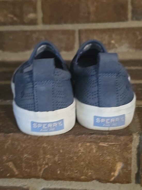 SPERRY CREST TWIN GORE SLIP ON WOMEN'S SIZE 7.5 BLUE - Picture 3 of 7